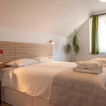 Szep Napot Vendeghaz Gasthof Tordas